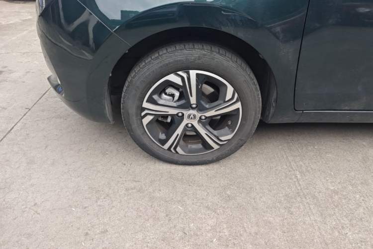 Used CHANGAN Benni E-Star 2021 National Edition Xinyi Edition (Fast-Charging Version) Lithium-NMC Left Front Wheel Hub