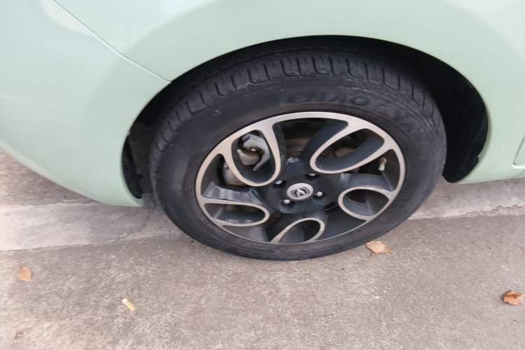 Used CHANGAN Benni E-Star 2021 National Edition Colorful Version Lithium Iron Phosphate (31.86 kWh) Left Front Wheel Hub