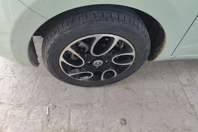 Used CHANGAN Benni E-Star 2021 National Edition Colorful Version Lithium Iron Phosphate (31.86 kWh) Left Front Wheel Hub