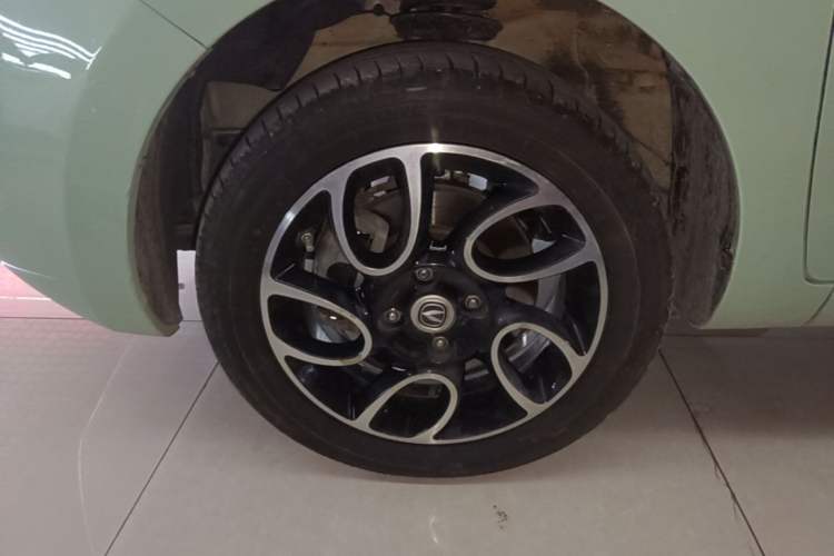Used CHANGAN Benni E-Star 2021 National Edition Xin Yue Version Lithium-Ion Battery Left Front Wheel Hub