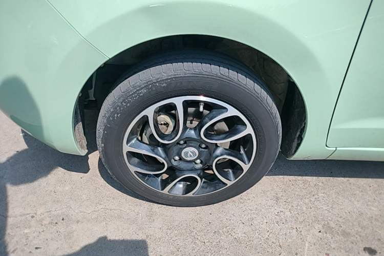 Used CHANGAN Benni E-Star 2021 National Edition Colorful Version Lithium Iron Phosphate (31.18 kWh) Left Front Wheel Hub
