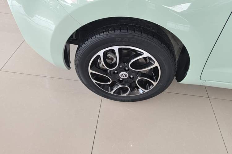 Used CHANGAN Benni E-Star 2021 National Edition Colorful Version Lithium Iron Phosphate (31.86 kWh) Left Front Wheel Hub