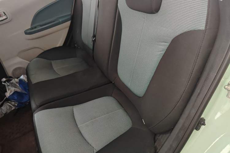 Used CHANGAN Benni E-Star 2021 National Edition Colorful Version Lithium Iron Phosphate (31.86 kWh) Left Rear Seat