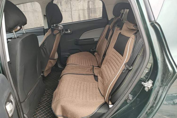 Used CHANGAN Benni E-Star 2021 National Edition Xin Yue Version (Fast-Charging Edition) Lithium Iron Phosphate (31.18 kWh) Left Rear Seat