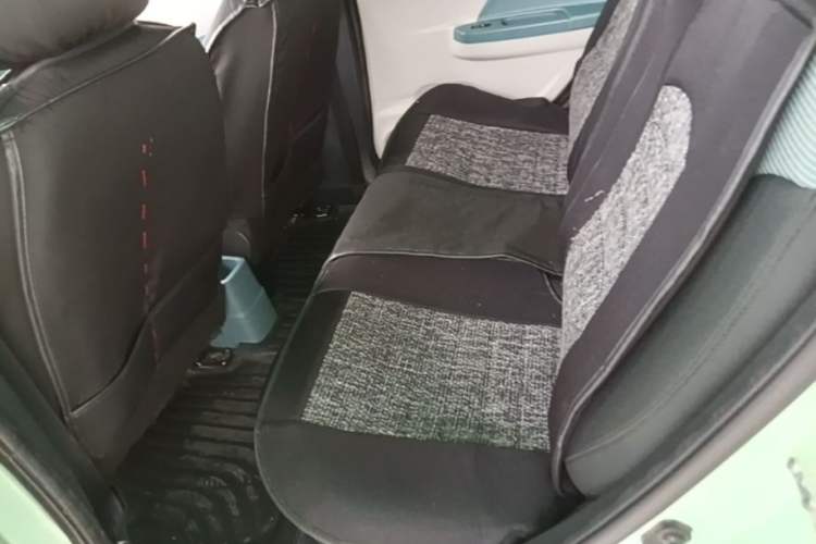 Used CHANGAN Benni E-Star 2021 National Edition Colorful Version Lithium Iron Phosphate (31.86 kWh) Left Rear Seat