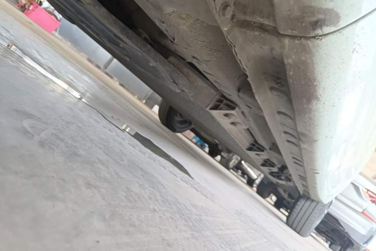 Used CHANGAN Benni E-Star 2021 National Edition Colorful Version Lithium Iron Phosphate (31.86 kWh) Left Side Sill