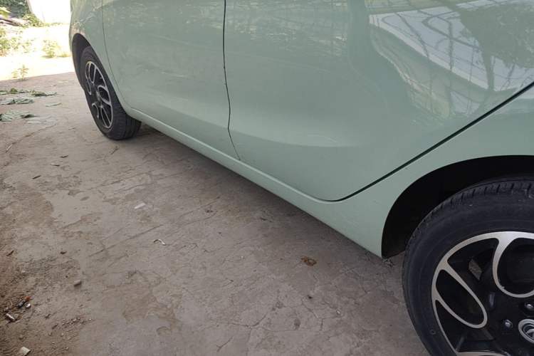 Used CHANGAN Benni E-Star 2021 National Edition Colorful Version Lithium Iron Phosphate (31.86 kWh) Left Side Sill
