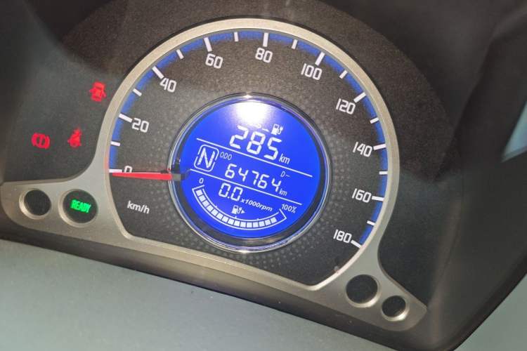Used CHANGAN Benni E-Star 2021 National Edition Colorful Version Lithium Iron Phosphate (31.86 kWh) Odometer Close Up