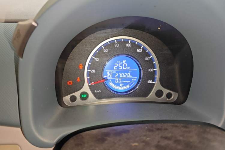Used CHANGAN Benni E-Star 2021 National Edition Colorful Version Lithium Iron Phosphate (31.86 kWh) Odometer Close Up
