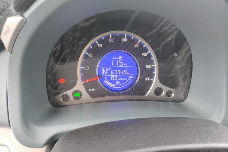 Used CHANGAN Benni E-Star 2021 National Edition Colorful Version Lithium Iron Phosphate (31.95 kWh) Odometer Close Up