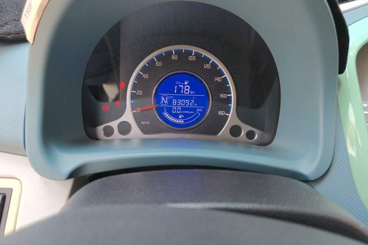 Used CHANGAN Benni E-Star 2021 National Edition Colorful Version Lithium Iron Phosphate (31.86 kWh) Odometer Close Up