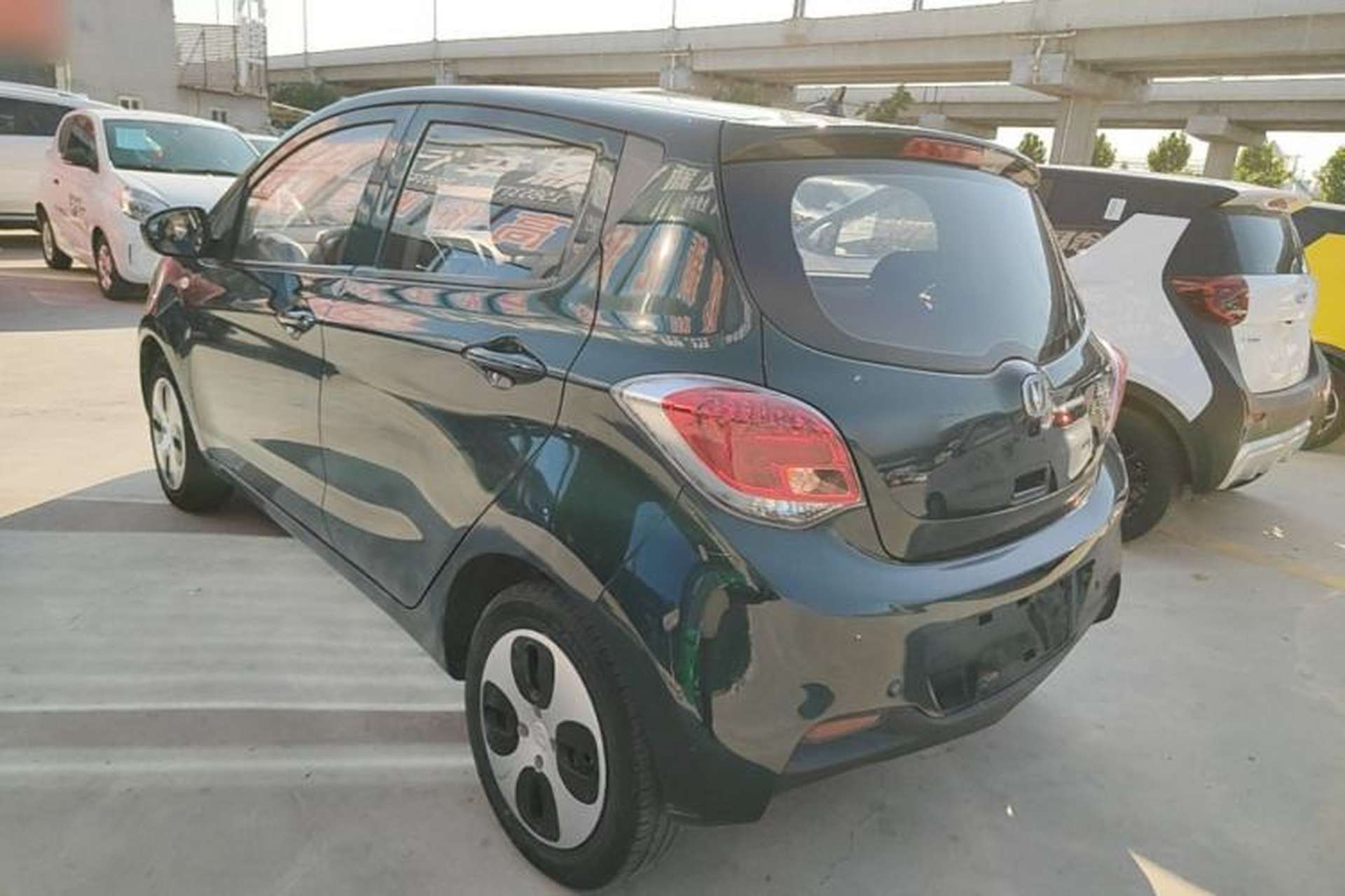 Used CHANGAN Benni E-Star 2021 National Edition Xin Yue Version (Fast-Charging Edition) Lithium Iron Phosphate (31.95 kWh) Rear Left 45 Deg