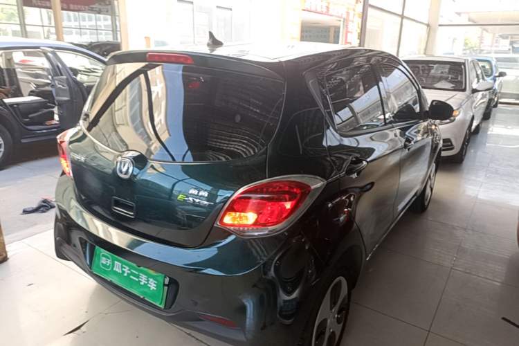 Used CHANGAN Benni E-Star 2021 National Edition Xin Yue Version Lithium Iron Phosphate (31.18 kWh) Rear Right 45 Deg