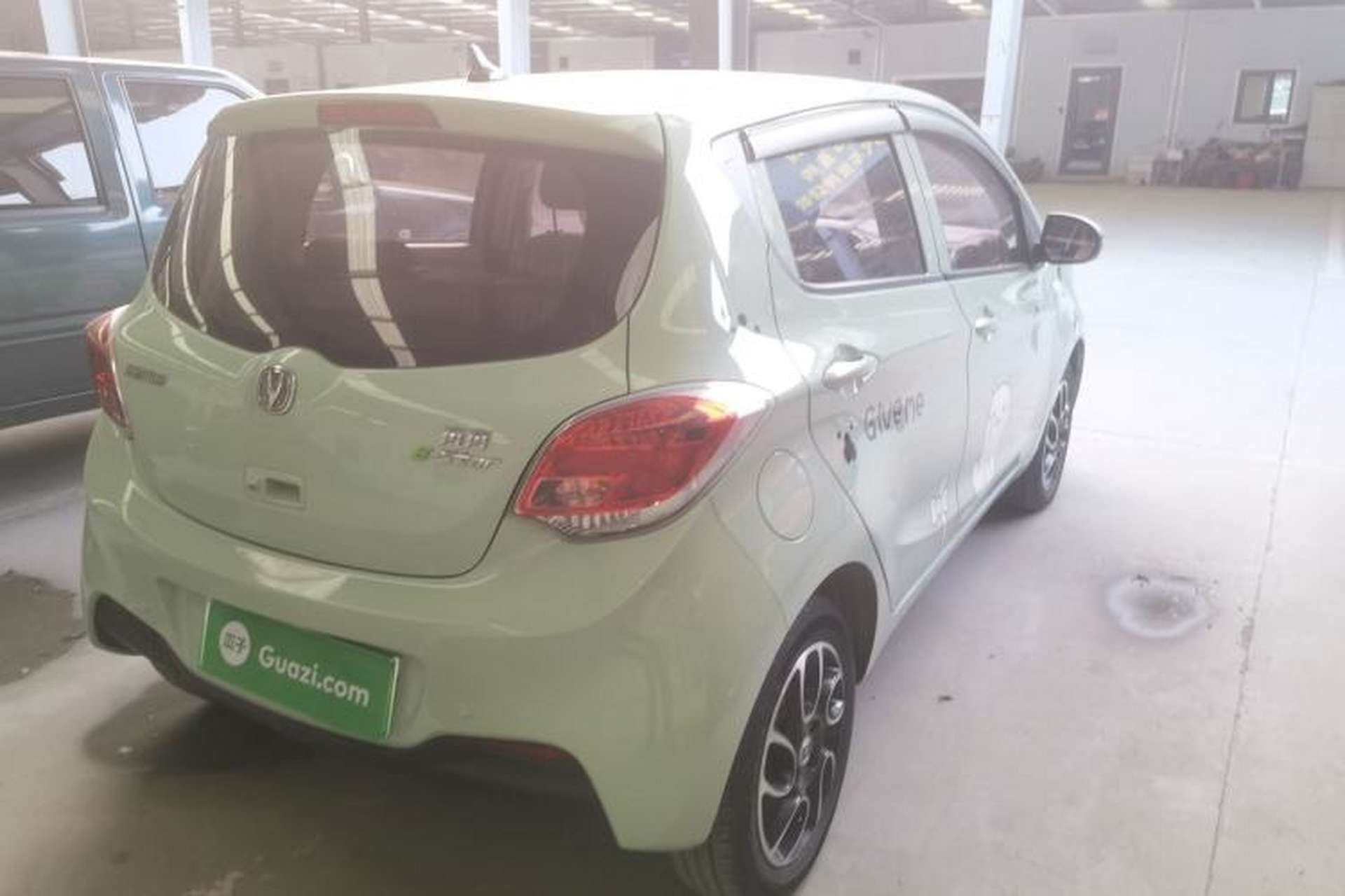Used CHANGAN Benni E-Star 2021 National Edition Colorful Version Lithium Iron Phosphate (31.86 kWh) Rear Right 45 Deg