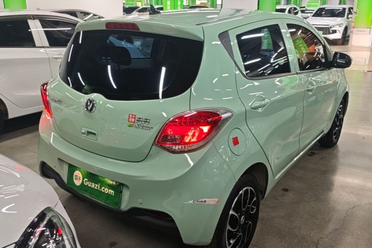 Used CHANGAN Benni E-Star 2021 National Edition Colorful Version Lithium Iron Phosphate (31.86 kWh) Rear Right 45 Deg