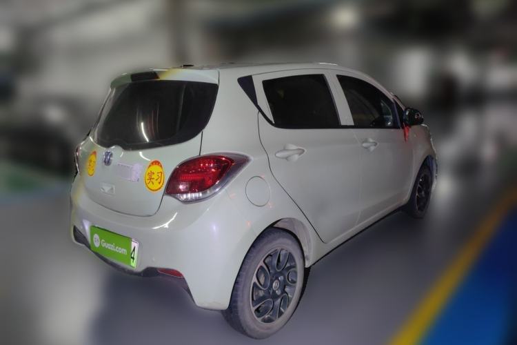 Used CHANGAN Benni E-Star 2021 National Edition Colorful Version Lithium Iron Phosphate (31.86 kWh) Rear Right 45 Deg