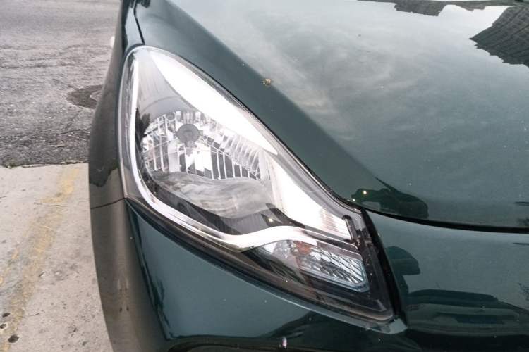 Used CHANGAN Benni E-Star 2021 National Edition Xin Yue Version (Fast-Charging Edition) Lithium Iron Phosphate (31.18 kWh) Right Front Headlight