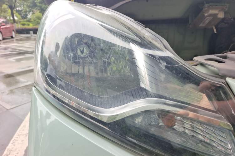 Used CHANGAN Benni E-Star 2021 National Edition Xin Yue Version Lithium-Ion Battery Right Front Headlight