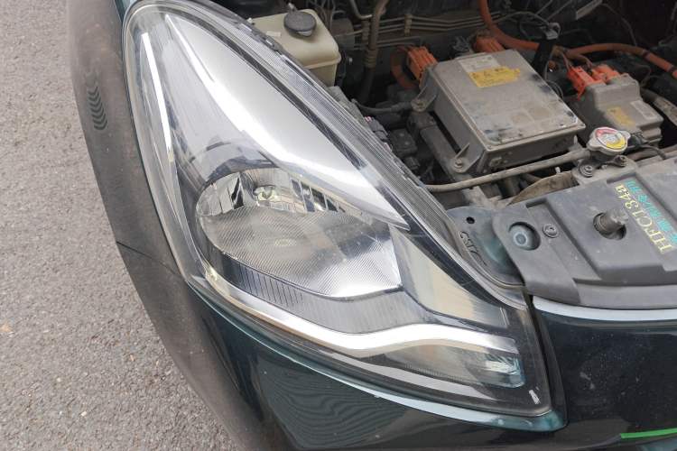 Used CHANGAN Benni E-Star 2021 National Edition Xin Yue Version (Fast-Charging Edition) Lithium Iron Phosphate (31.95 kWh) Right Front Headlight
