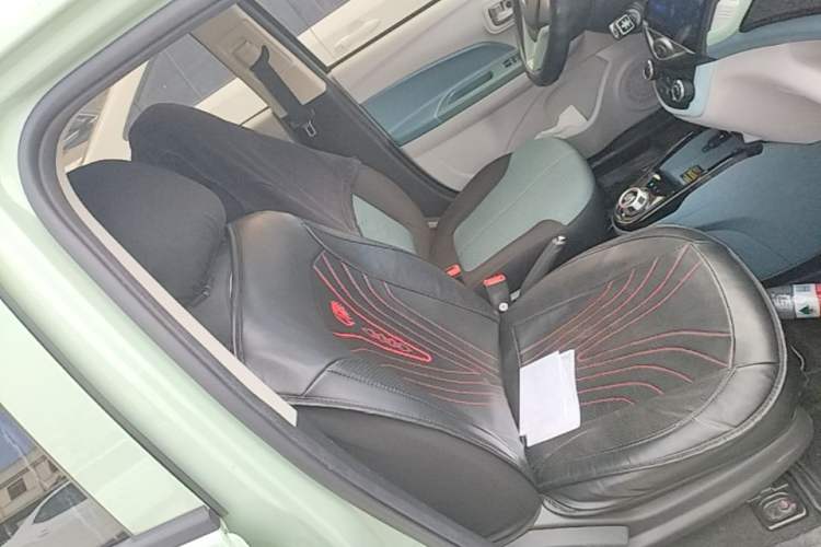 Used CHANGAN Benni E-Star 2021 National Edition Colorful Version Lithium Iron Phosphate (31.86 kWh) Right Front Seat
