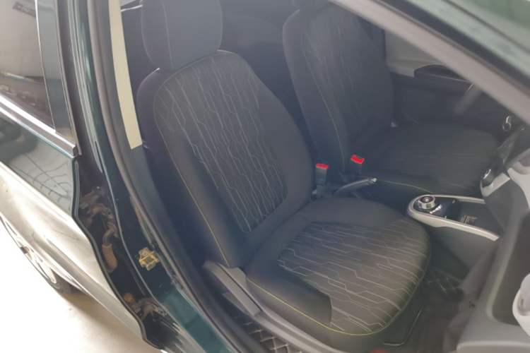 Used CHANGAN Benni E-Star 2021 National Edition Xin Yue Version (Fast-Charging Edition) Lithium Iron Phosphate (31.95 kWh) Right Front Seat