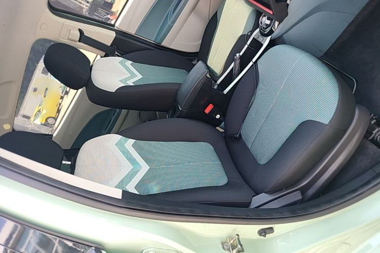 Used CHANGAN Benni E-Star 2021 National Edition Colorful Version Lithium Iron Phosphate (31.18 kWh) Right Front Seat
