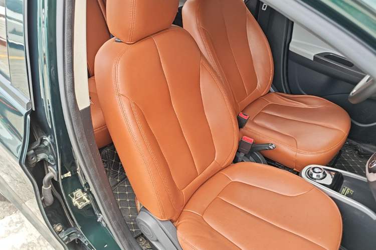 Used CHANGAN Benni E-Star 2021 National Edition Xin Yue Version Lithium Iron Phosphate (31.86 kWh) Right Front Seat