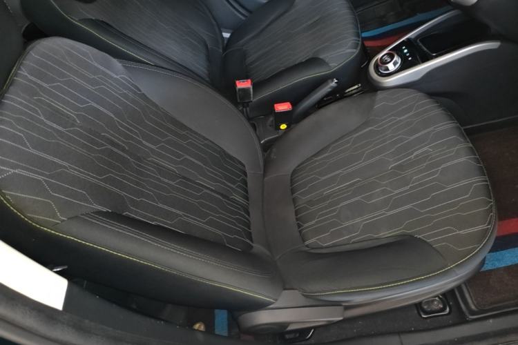 Used CHANGAN Benni E-Star 2021 National Edition Xin Yue Version Lithium Iron Phosphate (31.95 kWh) Right Front Seat