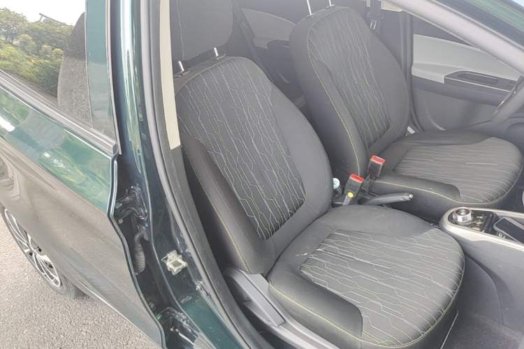 Used CHANGAN Benni E-Star 2021 National Edition Xin Yue Version Lithium Iron Phosphate (31.95 kWh) Right Front Seat
