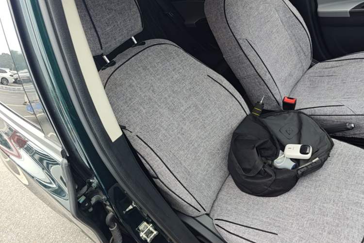 Used CHANGAN Benni E-Star 2021 National Edition Xin Yue Version Lithium Iron Phosphate (31.86 kWh) Right Front Seat
