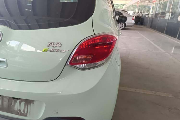 Used CHANGAN Benni E-Star 2021 National Edition Colorful Version Lithium Iron Phosphate (31.86 kWh) Right Rear Taillight