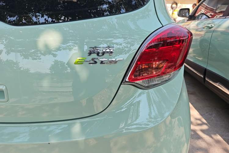 Used CHANGAN Benni E-Star 2021 National Edition Colorful Version Lithium Iron Phosphate (31.86 kWh) Right Rear Taillight