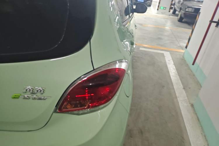 Used CHANGAN Benni E-Star 2021 National Edition Colorful Version Lithium Iron Phosphate (31.86 kWh) Right Rear Taillight