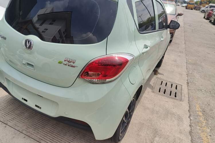 Used CHANGAN Benni E-Star 2021 National Edition Xinyi Edition Lithium-Ion Battery Right Rear Taillight