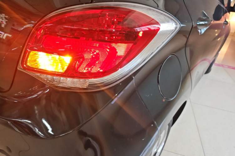 Used CHANGAN Benni E-Star 2021 National Edition Xin Yue Version Lithium Iron Phosphate (31.95 kWh) Right Rear Taillight