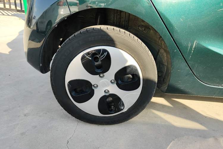Used CHANGAN Benni E-Star 2021 National Edition Xin Yue Version (Fast-Charging Edition) Lithium Iron Phosphate (31.95 kWh) Right Rear Wheel Hub
