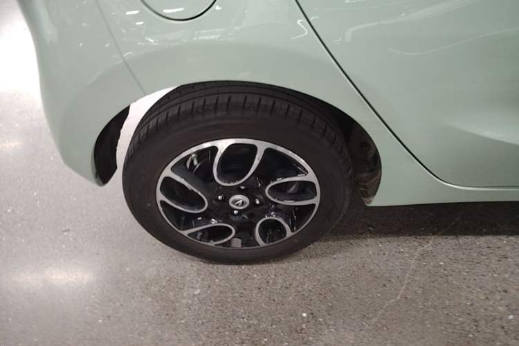 Used CHANGAN Benni E-Star 2021 National Edition Colorful Version Lithium Iron Phosphate (31.18 kWh) Right Rear Wheel Hub