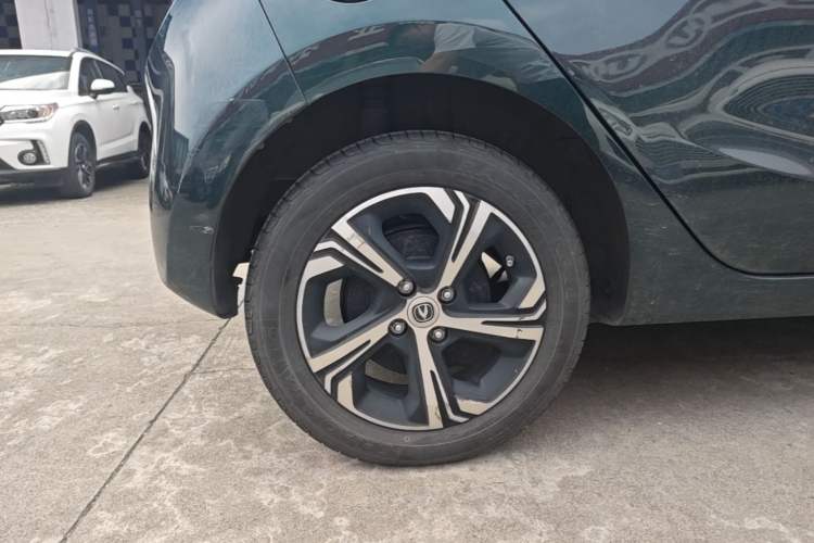 Used CHANGAN Benni E-Star 2021 National Edition Xinyi Edition (Fast-Charging Version) Lithium-NMC Right Rear Wheel Hub