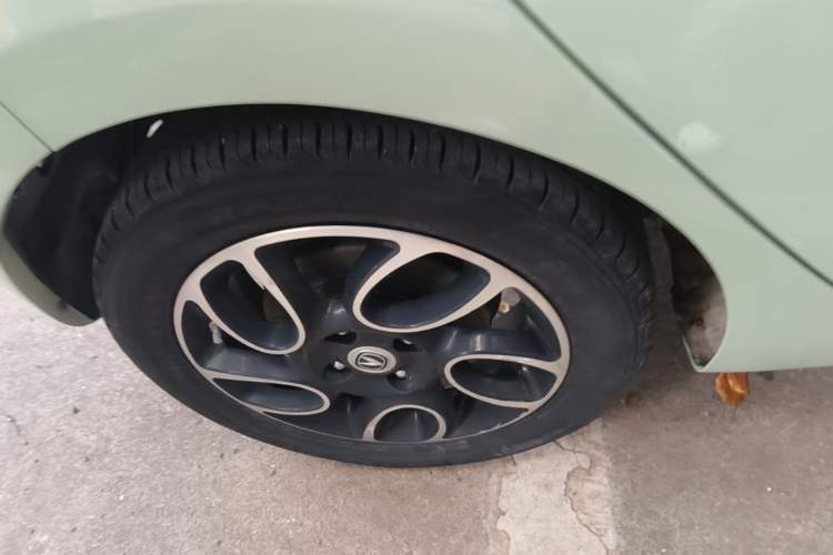 Used CHANGAN Benni E-Star 2021 National Edition Colorful Version Lithium Iron Phosphate (31.86 kWh) Right Rear Wheel Hub