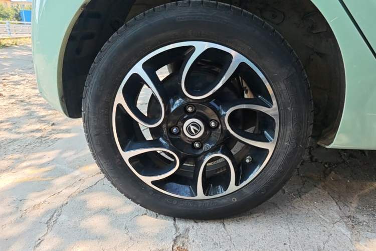 Used CHANGAN Benni E-Star 2021 National Edition Colorful Version Lithium Iron Phosphate (31.86 kWh) Right Rear Wheel Hub