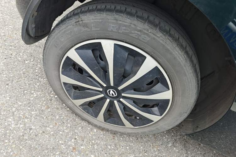 Used CHANGAN Benni E-Star 2021 National Edition Xin Yue Version Lithium Iron Phosphate (31.86 kWh) Right Rear Wheel Hub