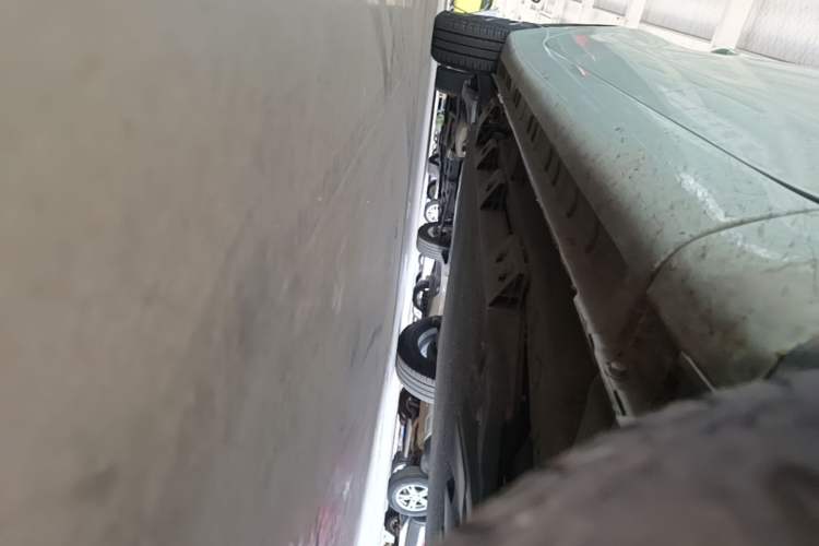 Used CHANGAN Benni E-Star 2021 National Edition Colorful Version Lithium Iron Phosphate (31.86 kWh) Right Side Sill