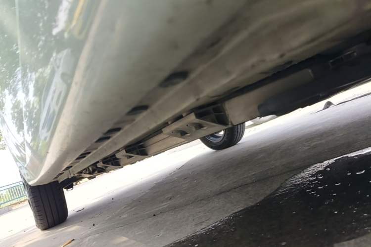 Used CHANGAN Benni E-Star 2021 National Edition Colorful Version Lithium Iron Phosphate (31.86 kWh) Right Side Sill