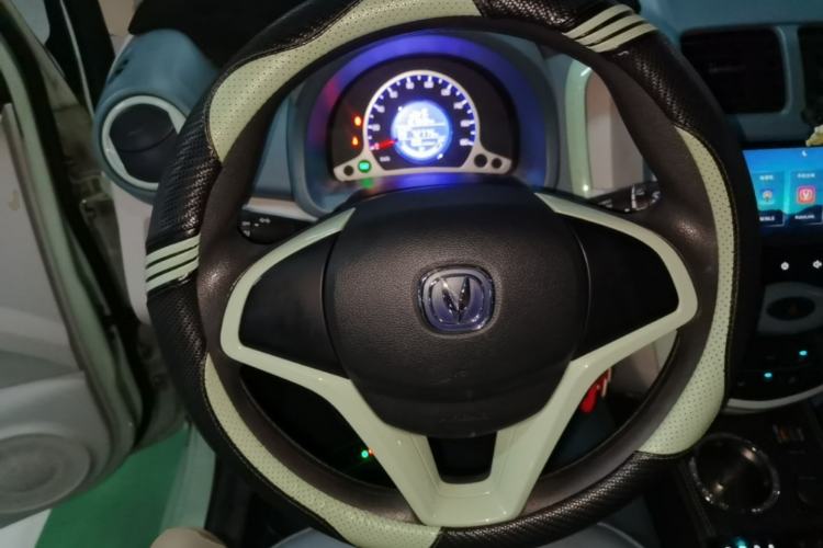 Used CHANGAN Benni E-Star 2021 National Edition Colorful Version Lithium Iron Phosphate (31.86 kWh) Steering Wheel