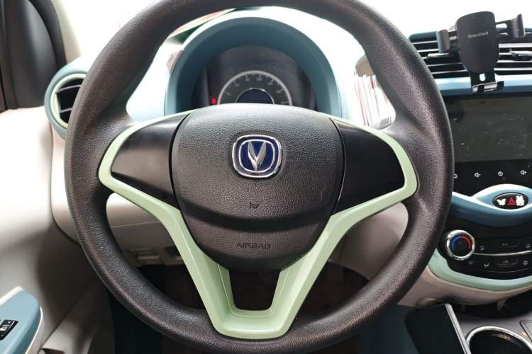 Used CHANGAN Benni E-Star 2021 National Edition Colorful Version Lithium Iron Phosphate (31.86 kWh) Steering Wheel