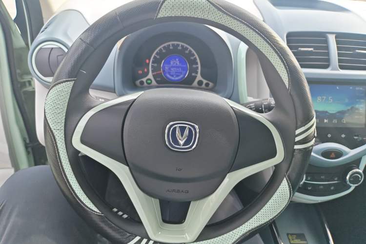 Used CHANGAN Benni E-Star 2021 National Edition Colorful Version Lithium Iron Phosphate (31.86 kWh) Steering Wheel