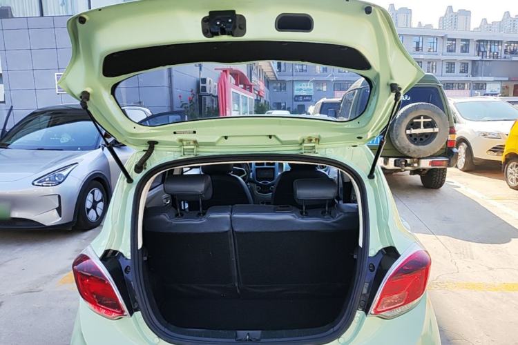 Used CHANGAN Benni E-Star 2021 National Edition Colorful Version Lithium Iron Phosphate (31.86 kWh) Trunk