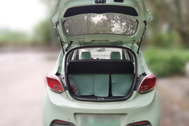 Used CHANGAN Benni E-Star 2021 National Edition Colorful Version Lithium Iron Phosphate (31.86 kWh) Trunk