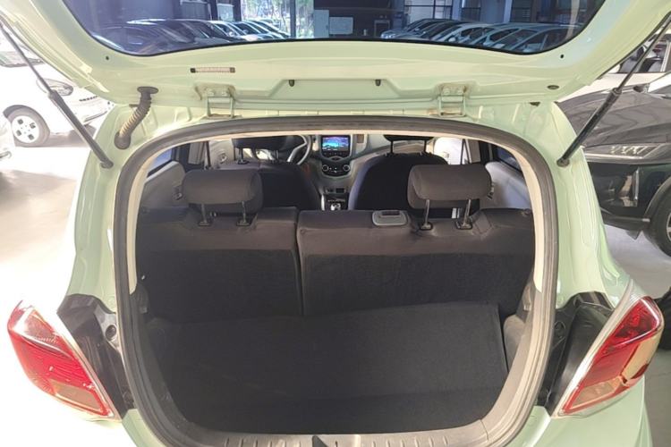 Used CHANGAN Benni E-Star 2021 National Edition Colorful Version Lithium Iron Phosphate (31.86 kWh) Trunk