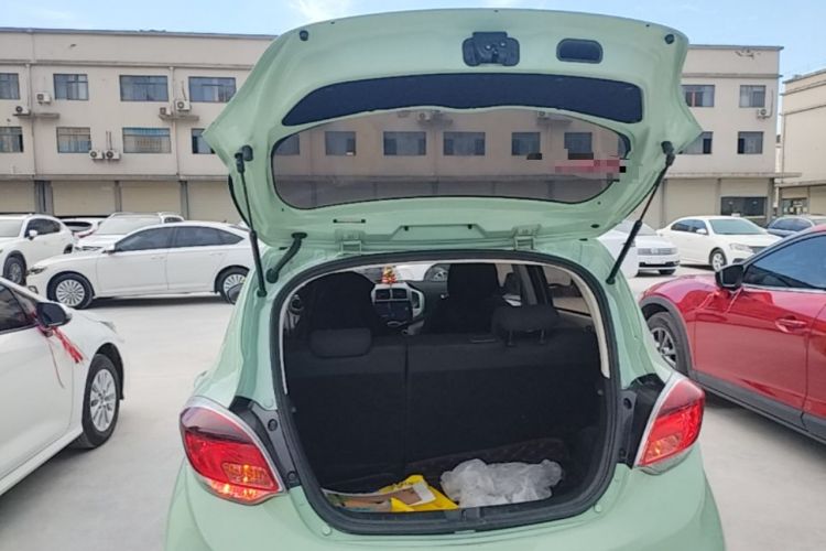 Used CHANGAN Benni E-Star 2021 National Edition Colorful Version Lithium Iron Phosphate (31.86 kWh) Trunk